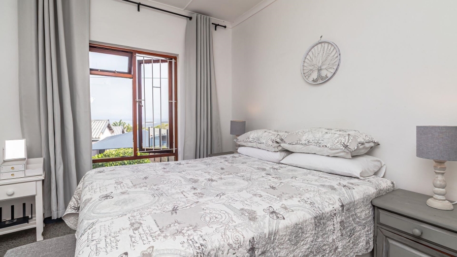 5 Bedroom Property for Sale in Dana Bay Western Cape